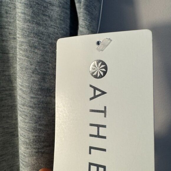 NWT Athleta Industry Gray Mesh Panels Tank $69 XS - Picture 3 of 7